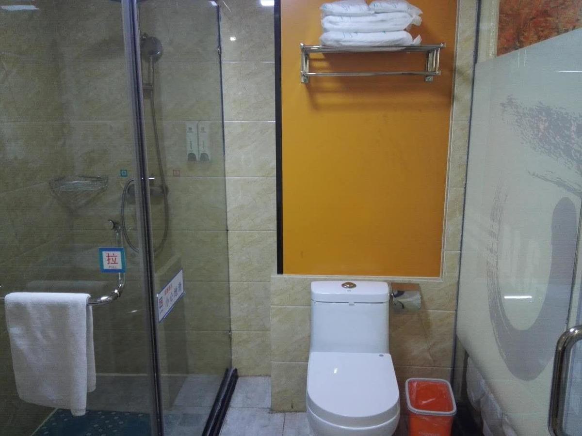 Pai Hotel Yuxi Tonghai Esterno foto